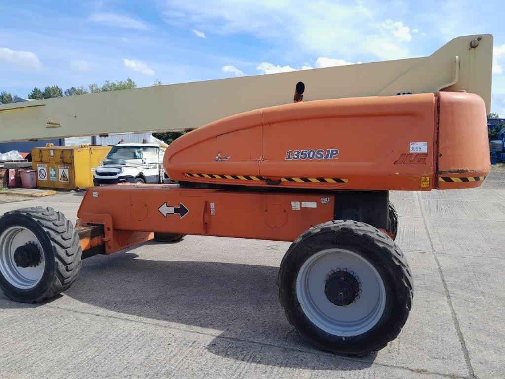 Sold - Articulated Boom Lift - View 2